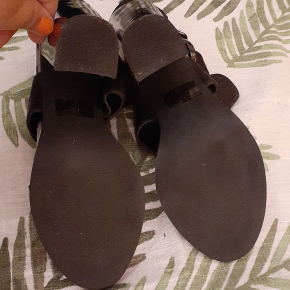 Size 9 black with pewter chunky heels shoes - Picture 7 of 9